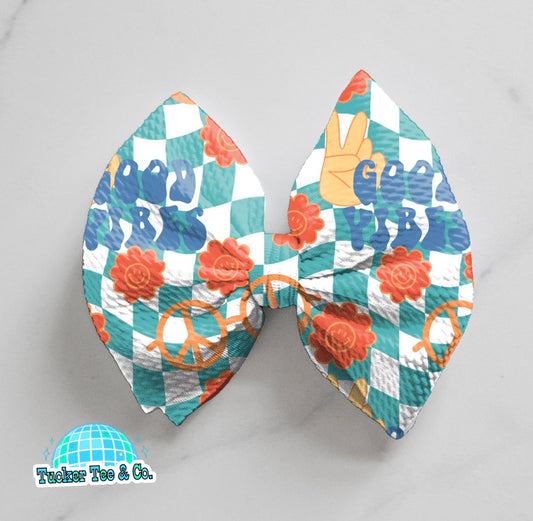 Good Vibes Bow